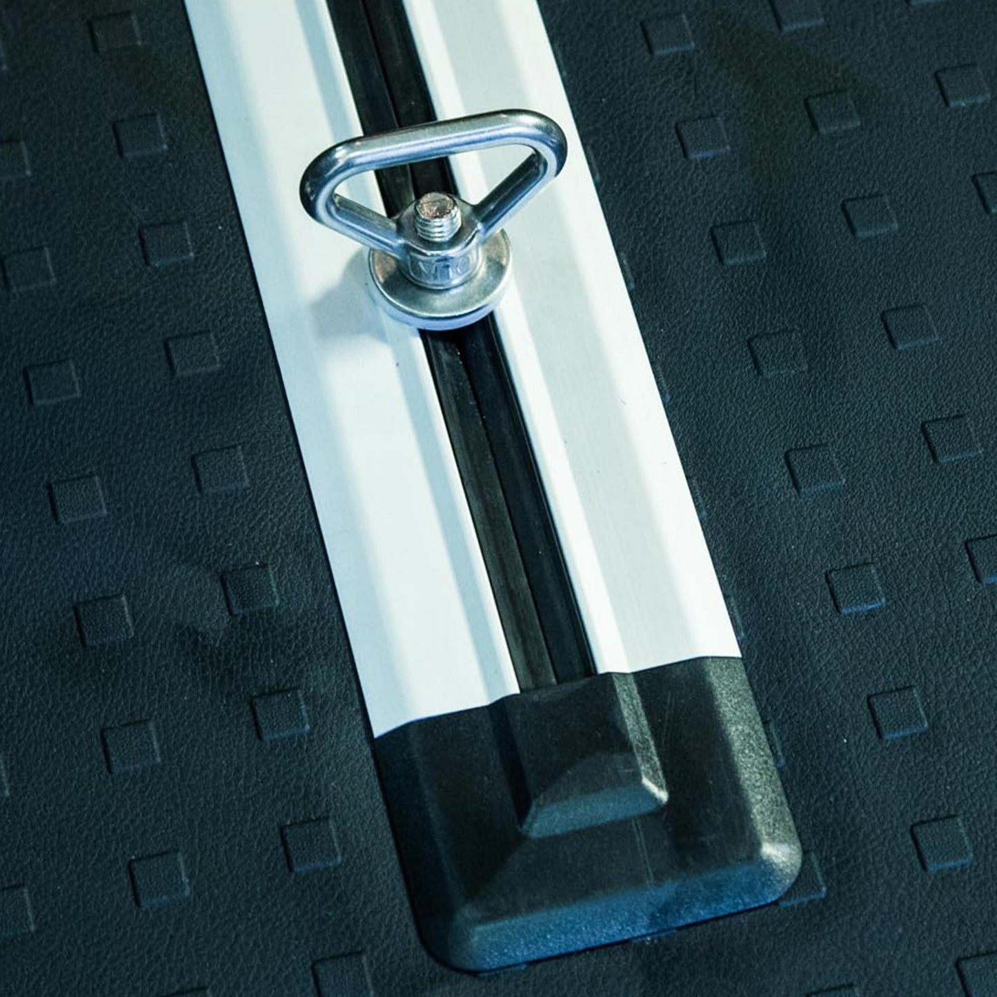 040Parts 4er Set Zurrösen Ladungssicherung VW T7,Multivan California, Ford Tourneo Custom uvm.