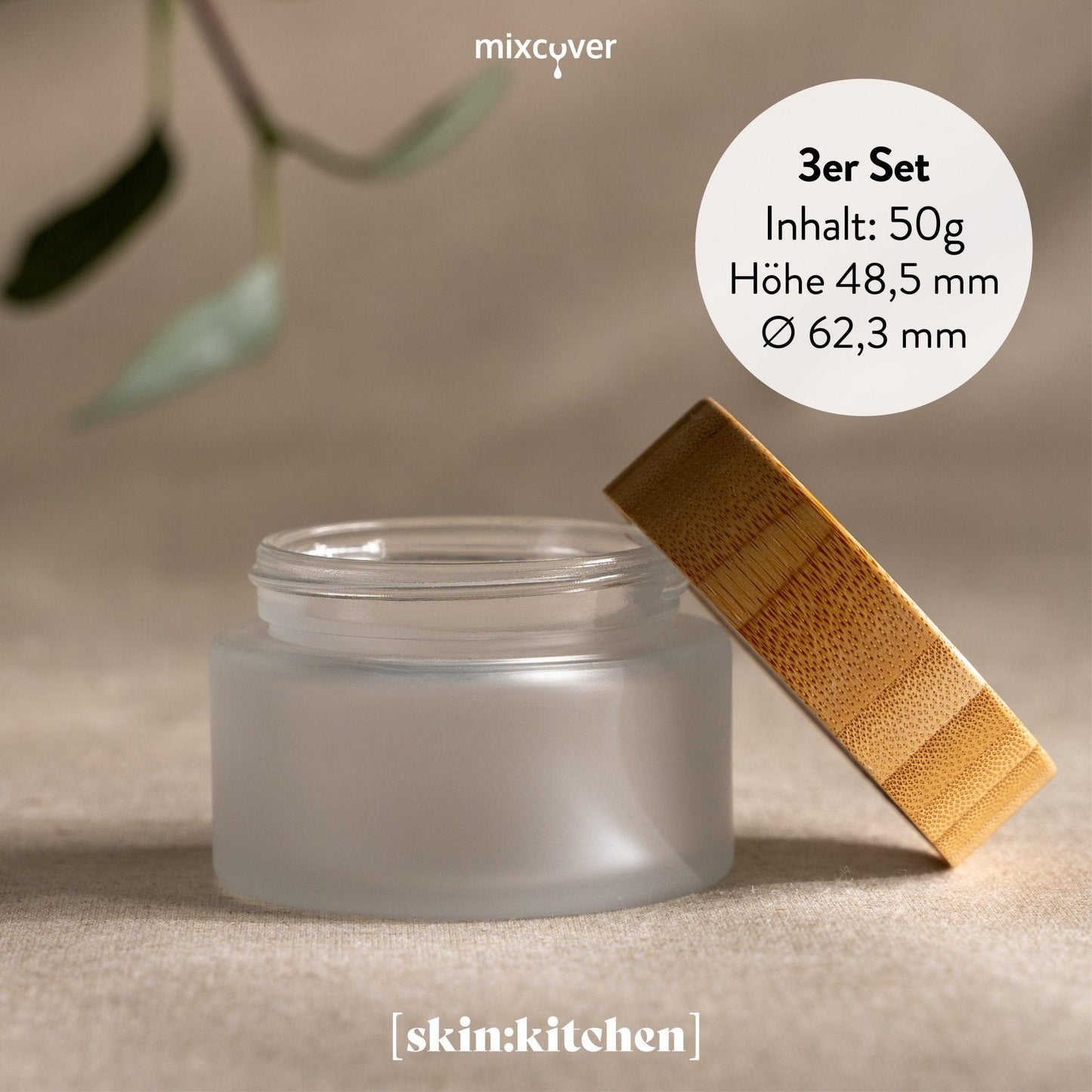 skin:kitchen Glastiegel mit Bambusdeckel & Gravur für selbstgemachte Kosmetik 3er Set 50g Frosted