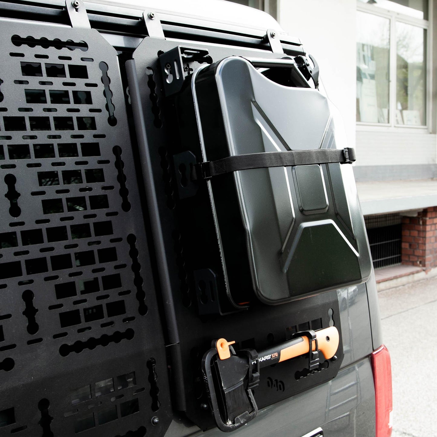 B-Ware: 040 Parts Benzinkanister 20L aus Metall - Kraftstoffkanister für Benzin & Diesel Jerry Can