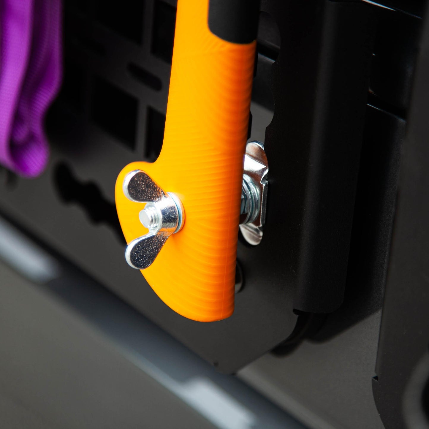 040 Parts Raccord à vis unique pour rails Airline M8 x 60 mm, 1000 daN, Parfait pour tableau Molle