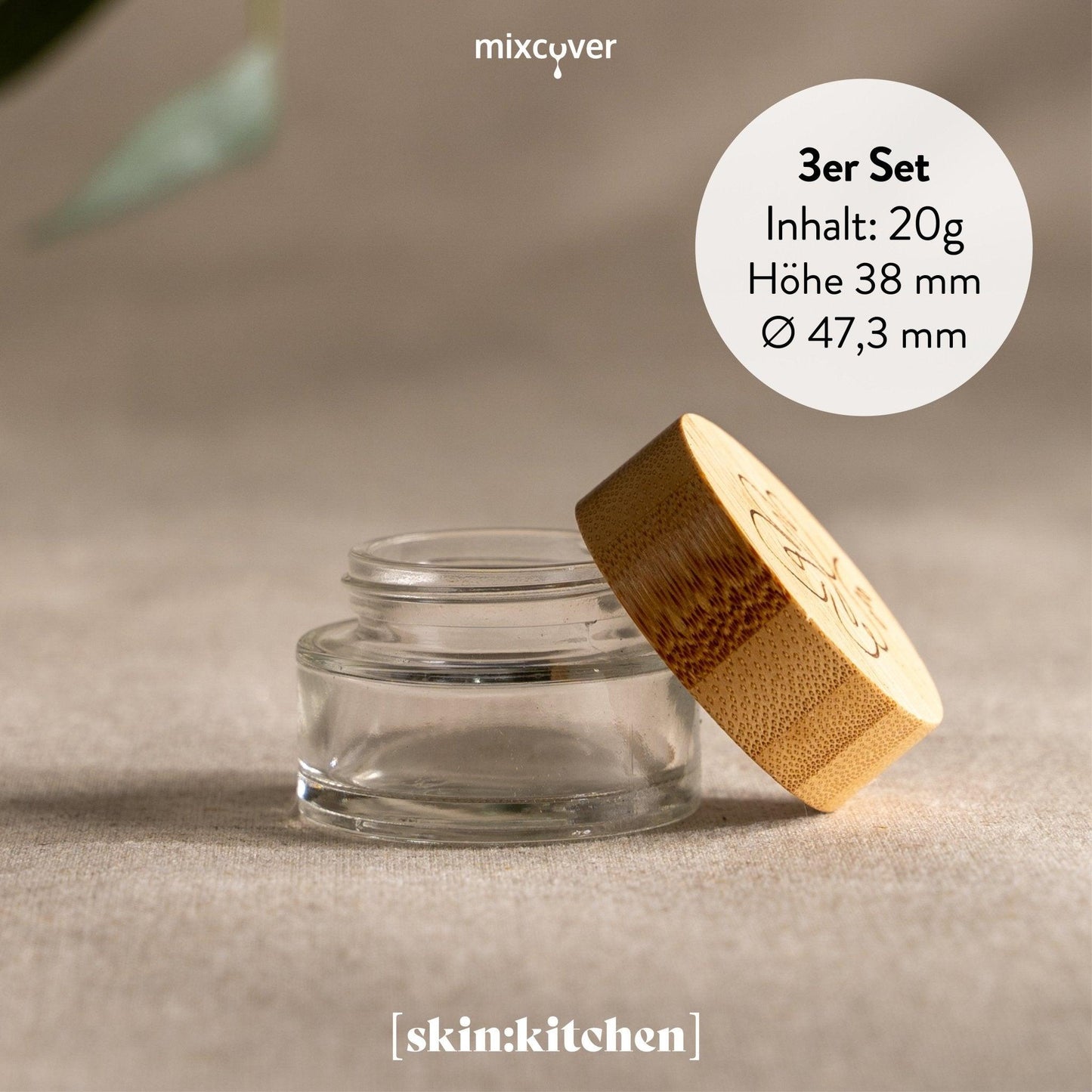 skinkitchen Glastiegel mit Bambusdeckel & Gravur für selbstgemachte Kosmetik 3er Set 20g "Klar" - Mixcover - skin:kitchen